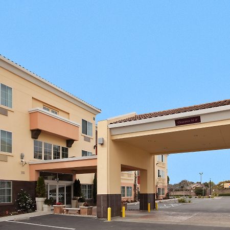 Holiday Inn Express Berkeley, An Ihg Hotel Exterior photo